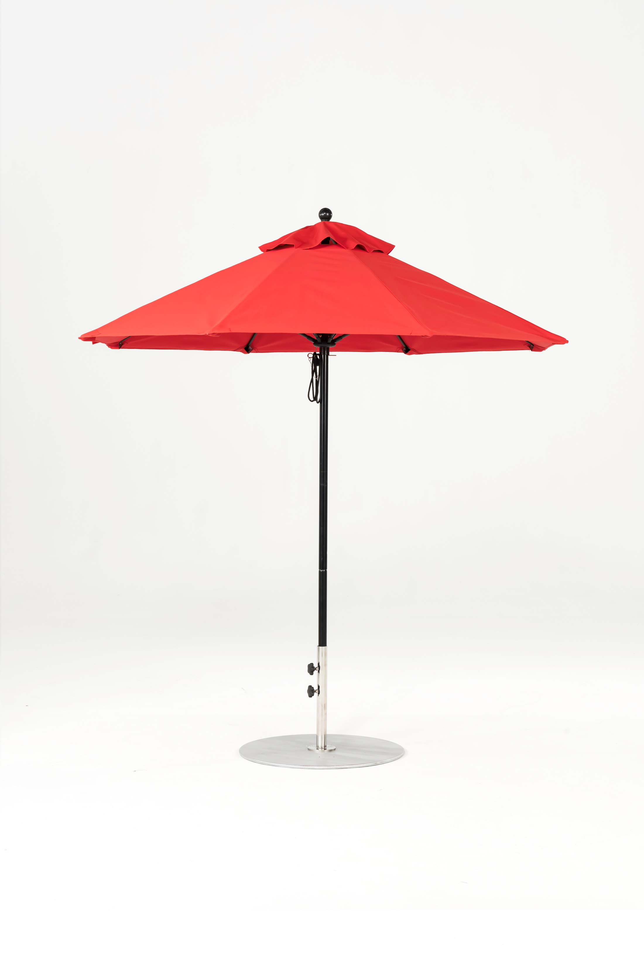 845FM-R176 Logo Red-Onyx